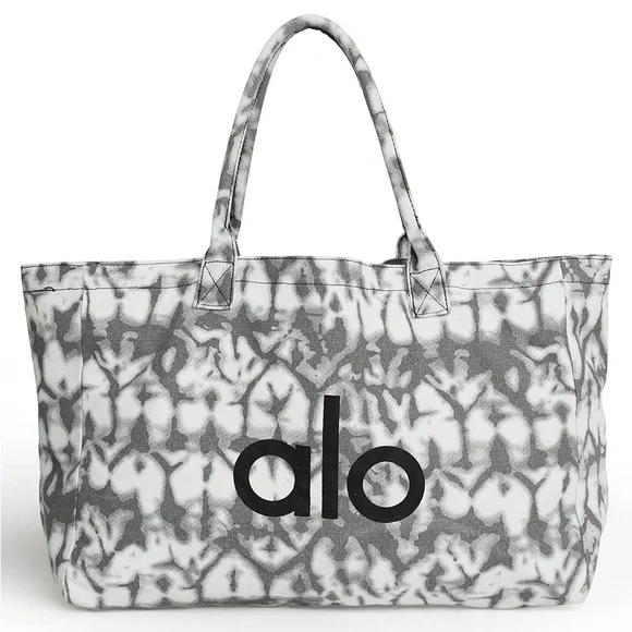 Alo Yoga ICONIC SHOPPER TOTE bag Brand New w tags! carry all purse sealed NEW - Picture 2 of 8